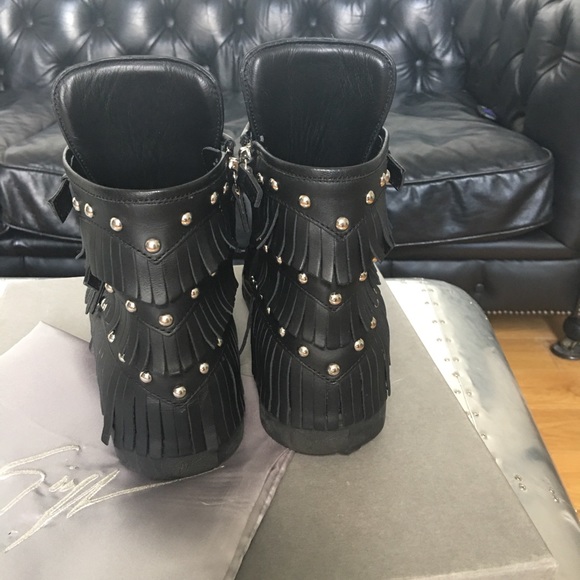 Giuseppe Zanotti Black Fringe Studded sneakers - Picture 12 of 13